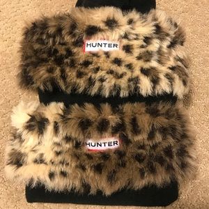 Cheetah hunter socks